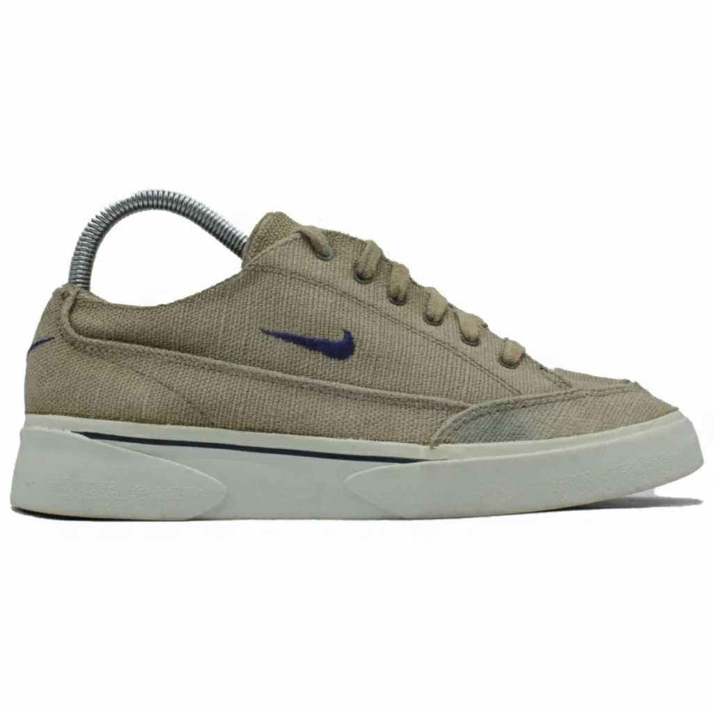 Nike Vintage 1995 GTS (Michigan)