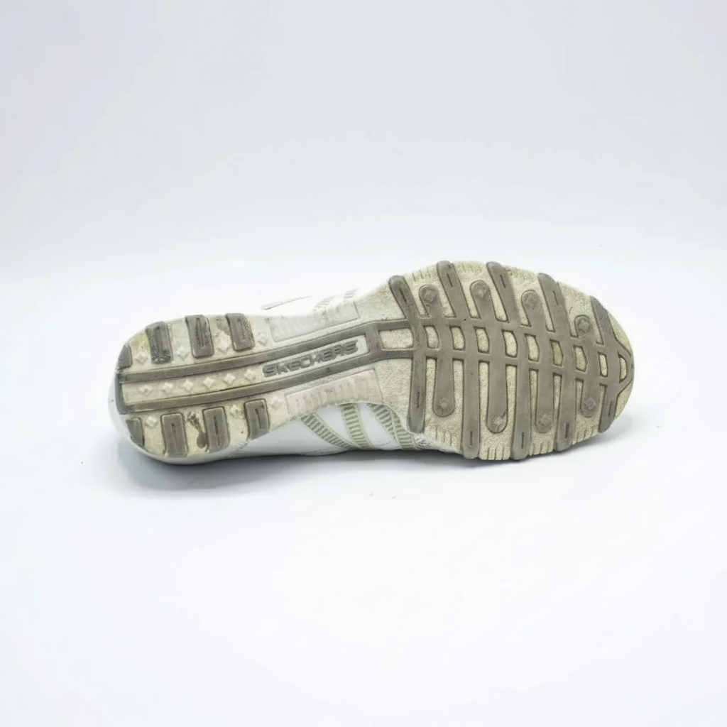 Skechers Gray Leather shimmer Sneaker