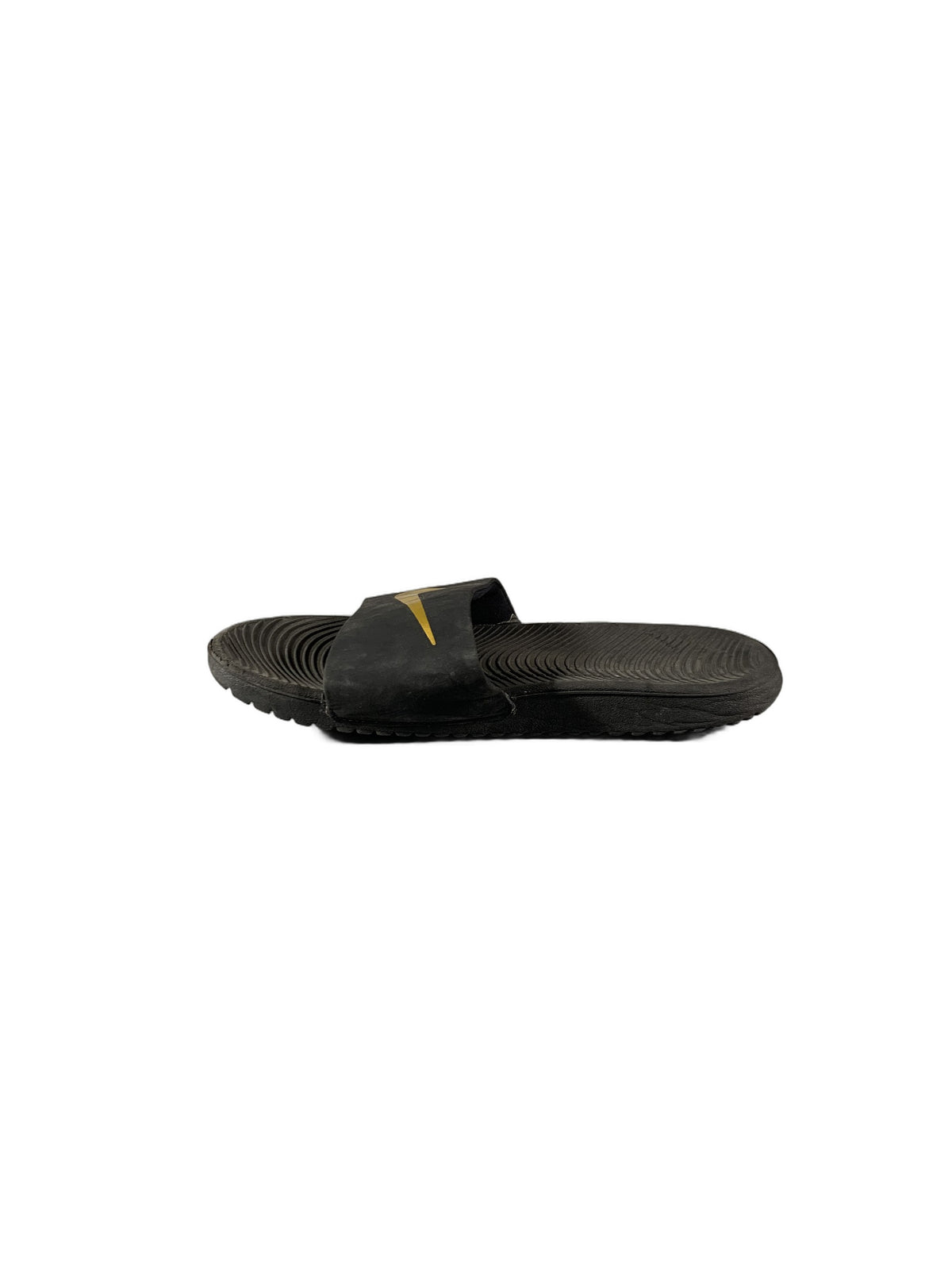 black Nike Kawa slide sandals