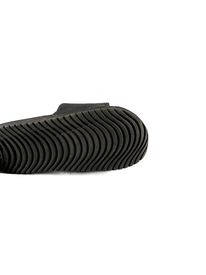 black Nike Kawa slide sandals