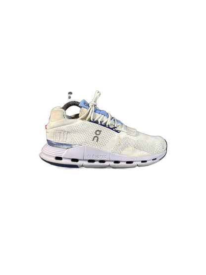 On Running Cloudnova sneaker