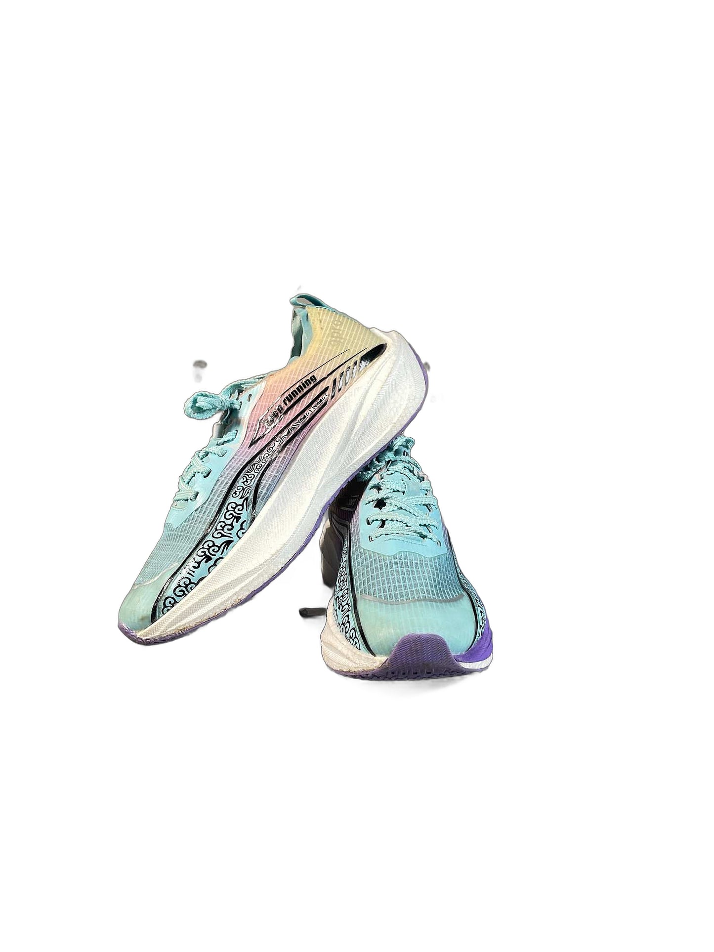 Gradient running sneaker