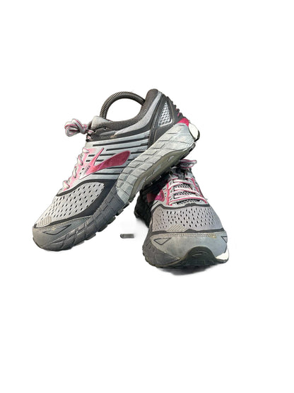 Brooks Ariel 16 Sneaker