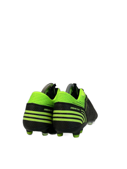 Dream Pair Football Cleat