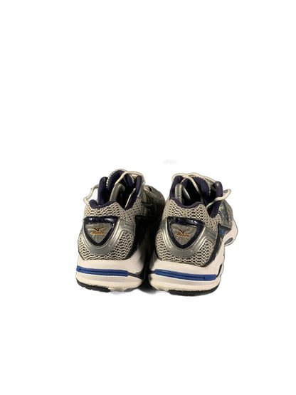 Mizuno Wave Rider 10 sneakers