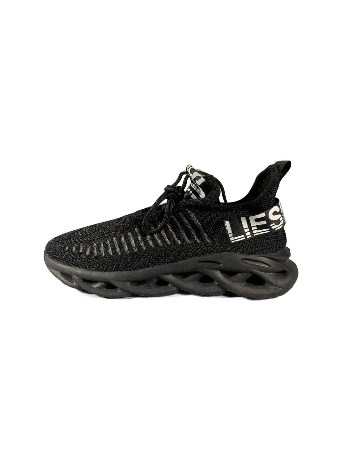 lightweight athletic sneakers