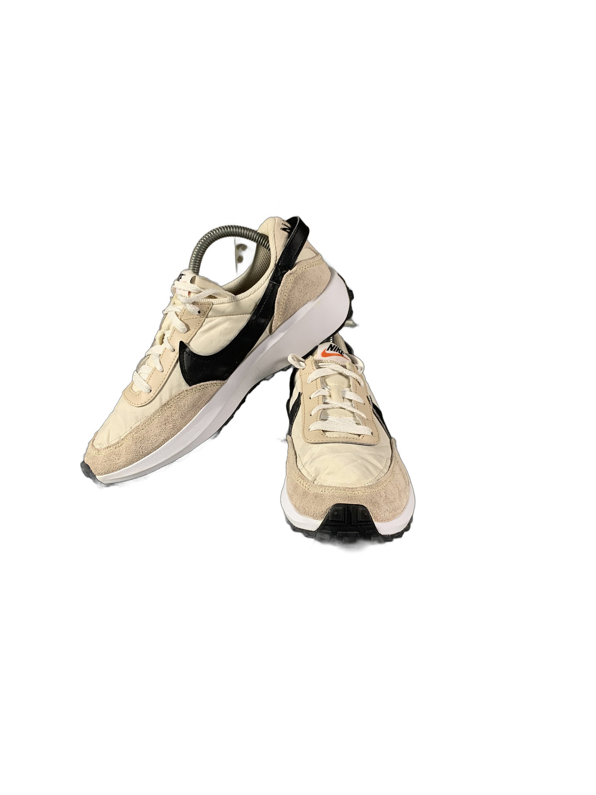 Nike Women's Waffle Debut features a retro shoe