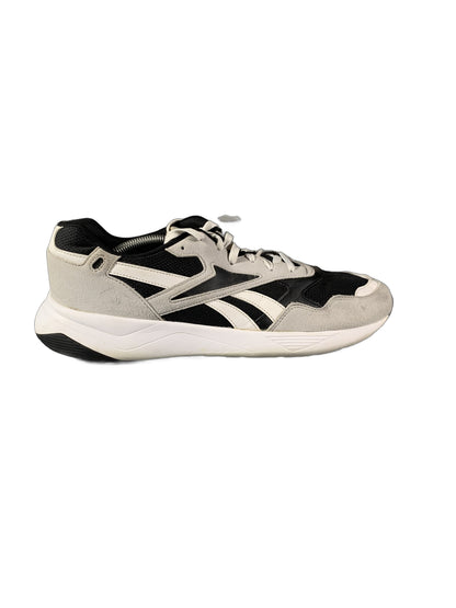 Reebok Classic Dashonic in gray, black Shoe
