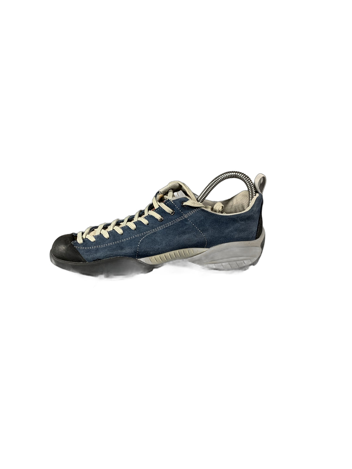 Scarpa Mojito lifestyle shoe in blue suede