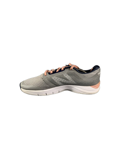 New Balance WX715 walking sneaker