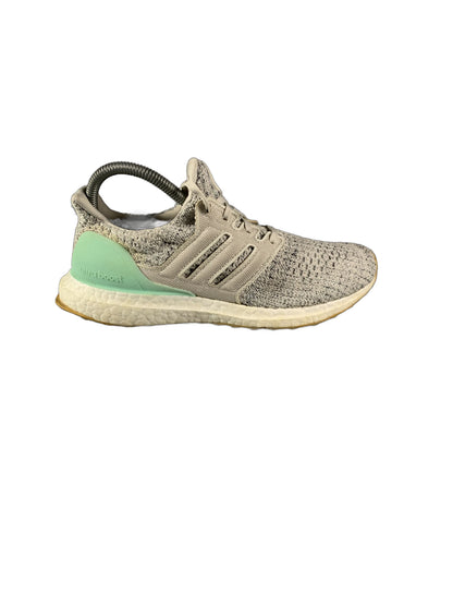 Adidas UltraBoost 4.0