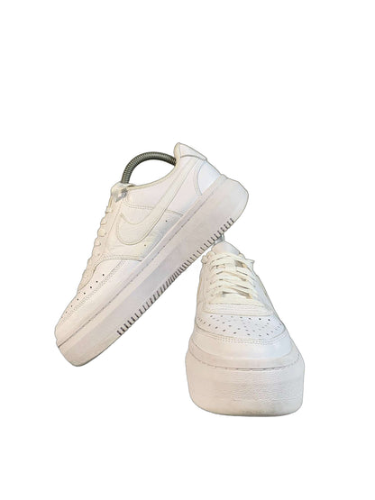 Nike Air Force 1 Triple White Sneaker