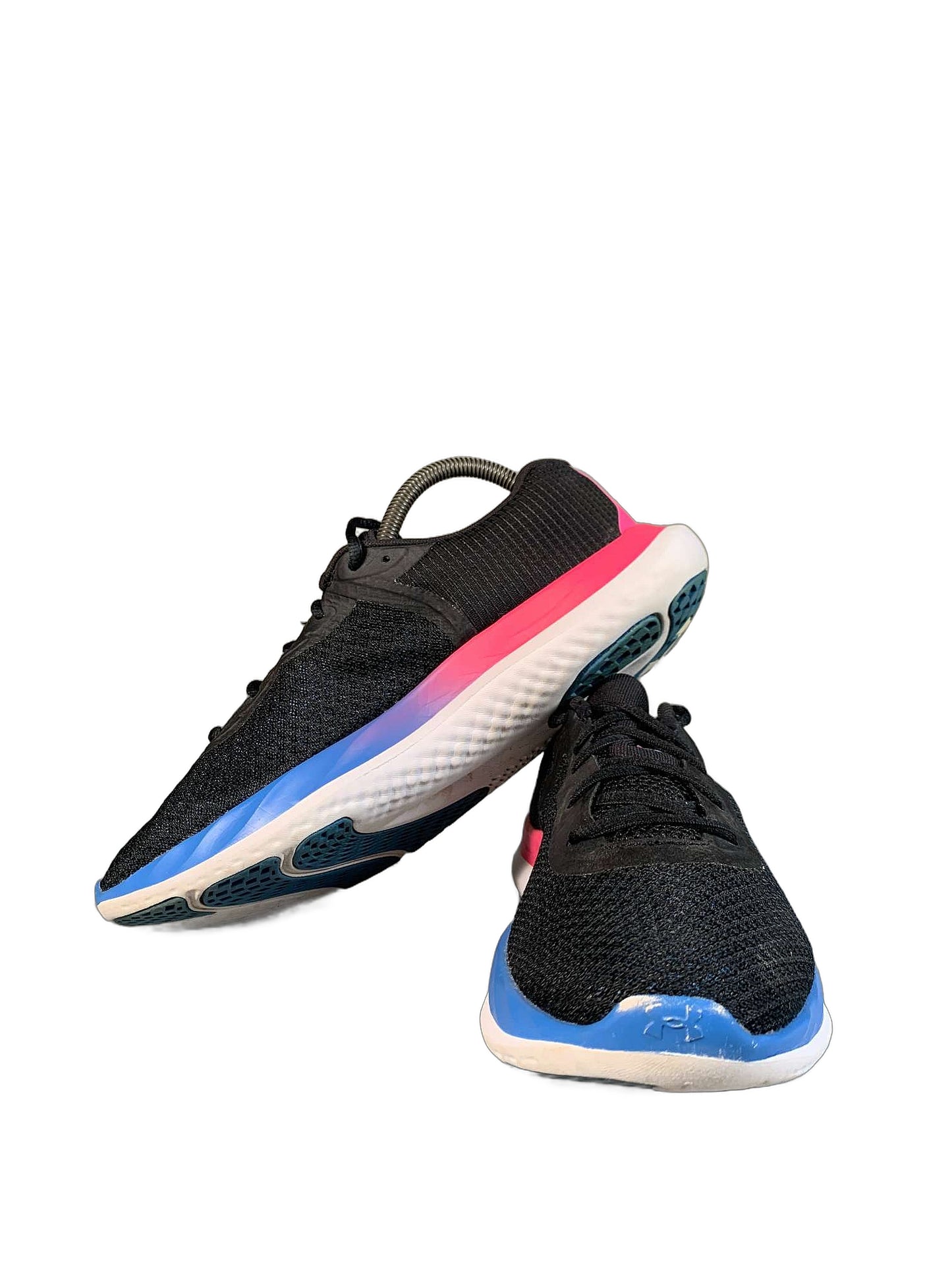 Under Armour Charged Sneaker