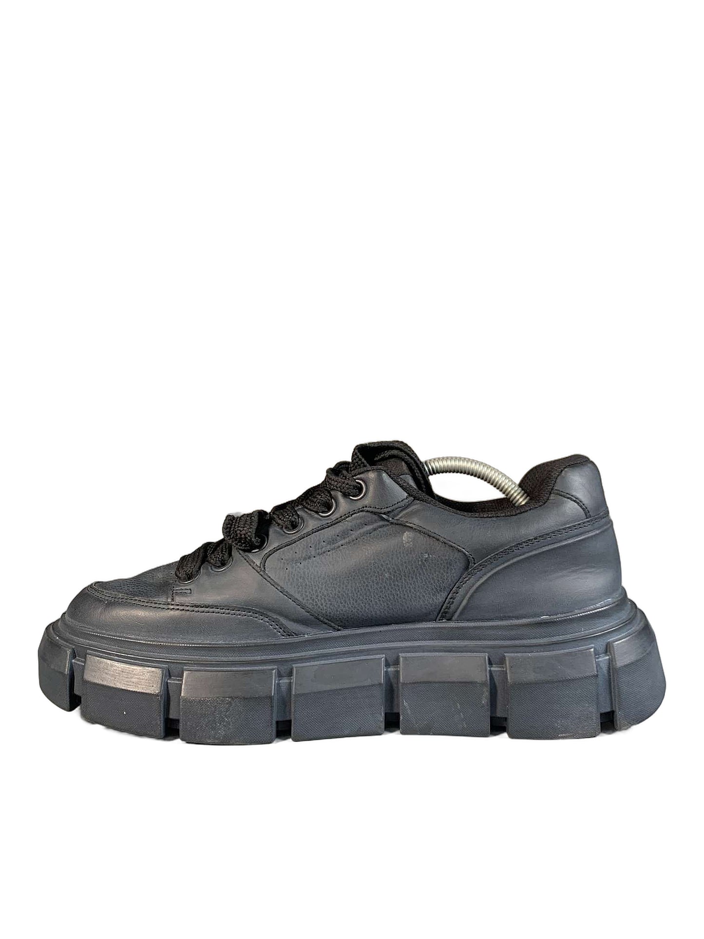 Zara Black Sneaker