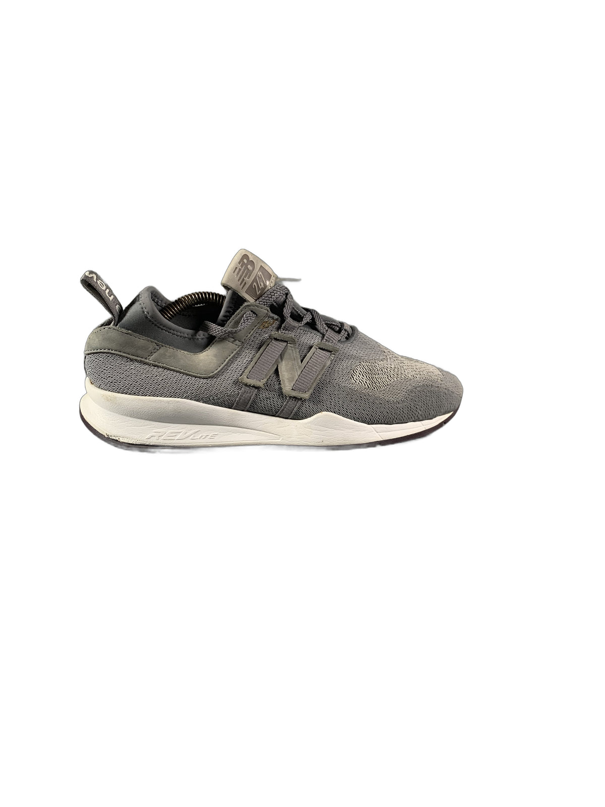 New Balance 247 casual sneakers