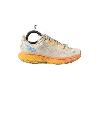 Hoka Arahi 6 running shoe