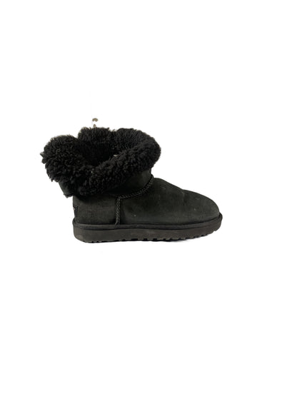 UGG Classic  Ultra Mini boot