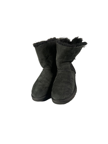 UGG Women's Bailey Button boo
