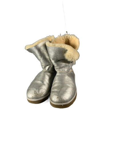 UGG Bailey Button boot