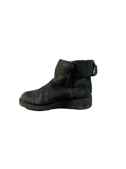 UGG Women's Kristin ankle boot