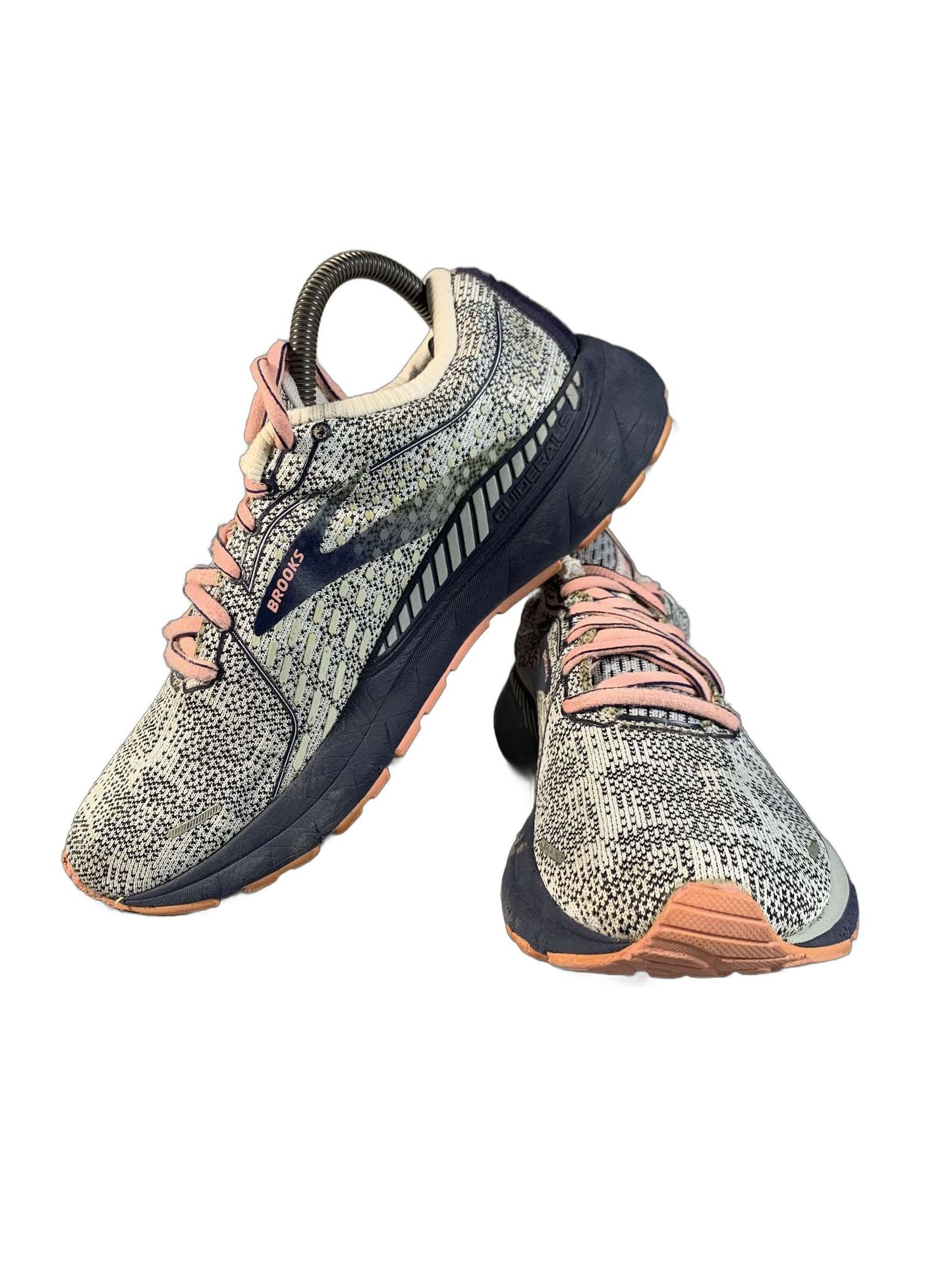 Brooks Guiderails 21 Sneaker