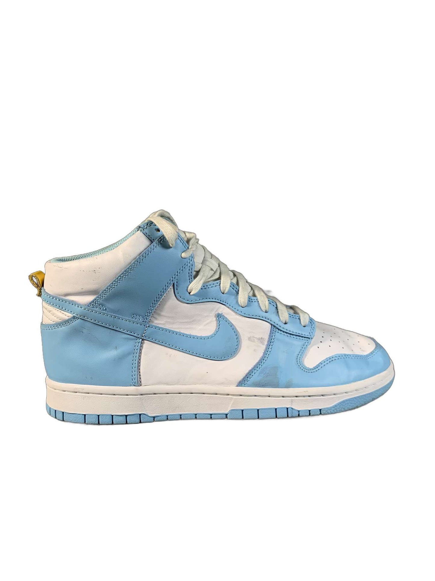 Nike Dunk High "Blue Chill" is a high-top retro basketball sneaker