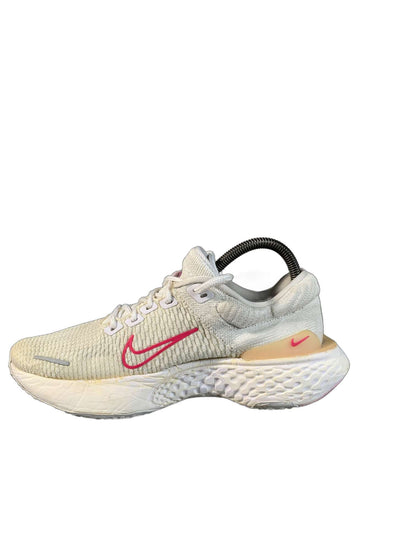 Nike Zoom X Invincible Run Sneaker