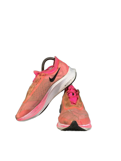 Nike Running Pink Sneaker