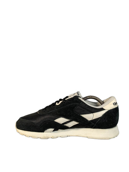 Reebok Black Casual Sneaker