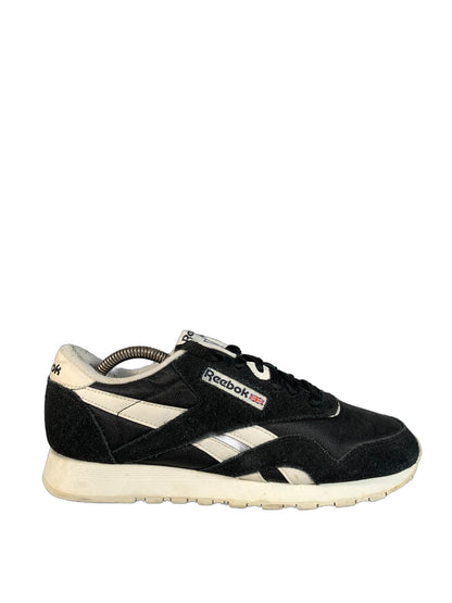 Reebok Black Casual Sneaker