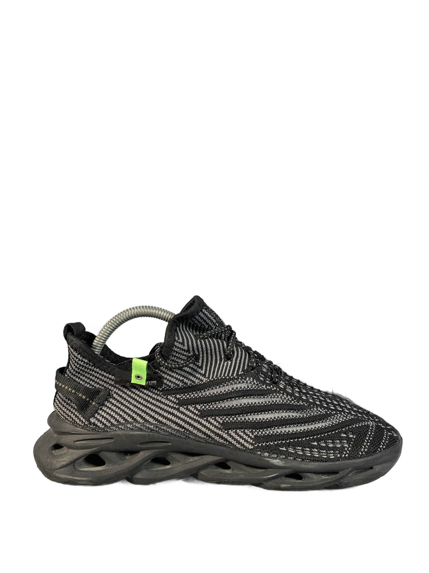 L.T Damp Shoe