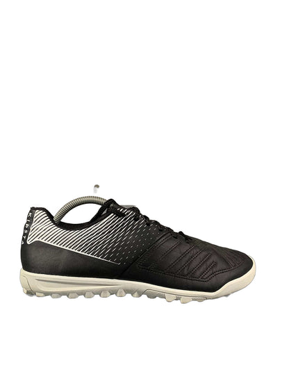 Kipsta Agility 100 turf soccer shoe