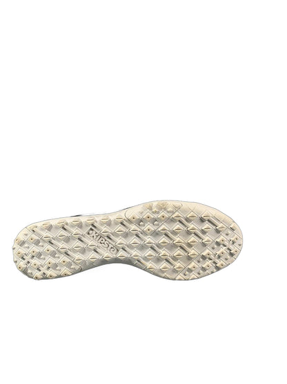 Kipsta Agility 100 turf soccer shoe