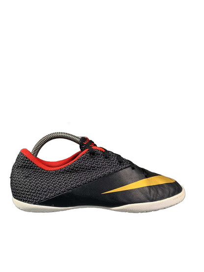 Nike MercurialX Pro IC indoor soccer shoe