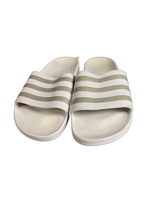 Adidas Whilte Slipper