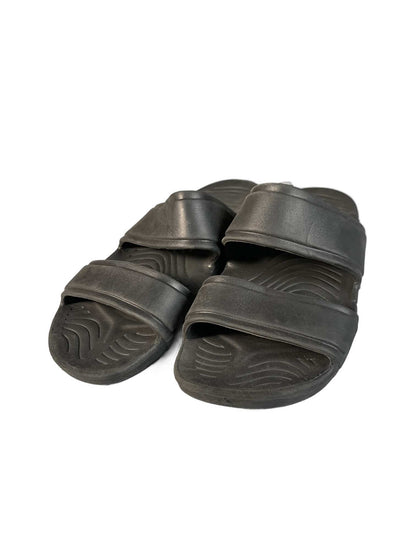Athletic Works Men's Two Band Slipper