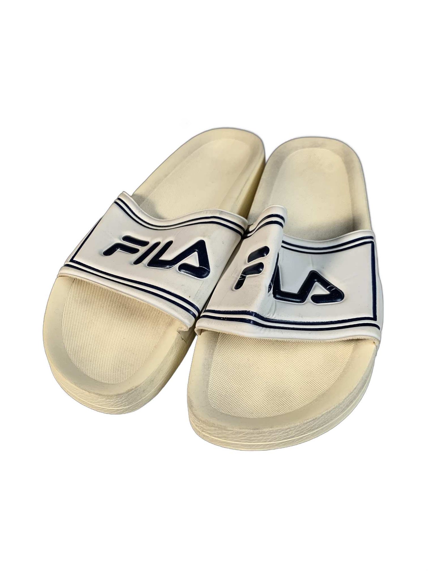 Fila off White Slipper