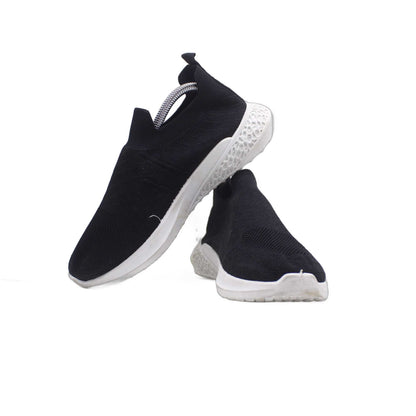 X-touch Black Slip On