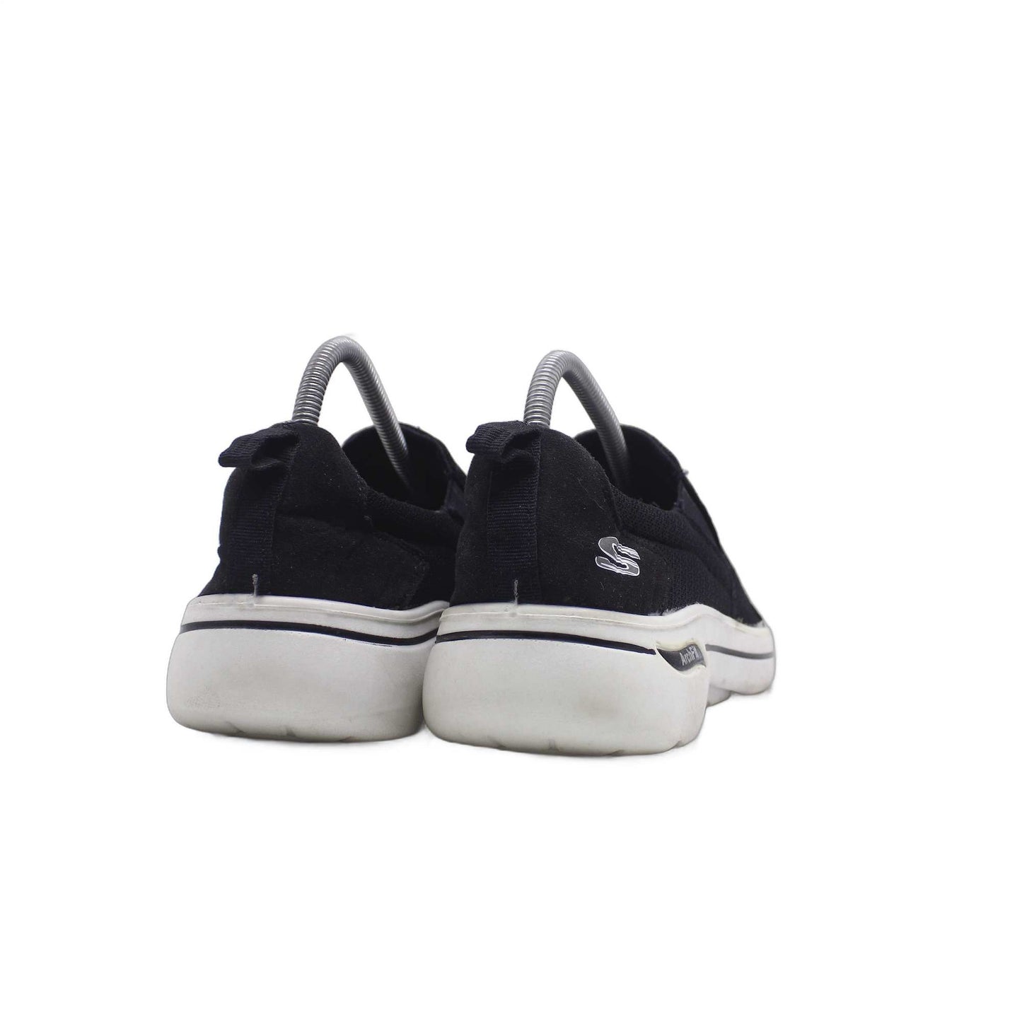 Skechers Ultra Go Arch Fit Black Slip On
