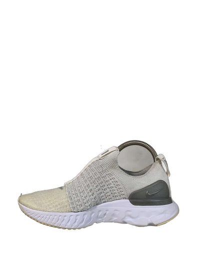 Nike Phantom Sneaker