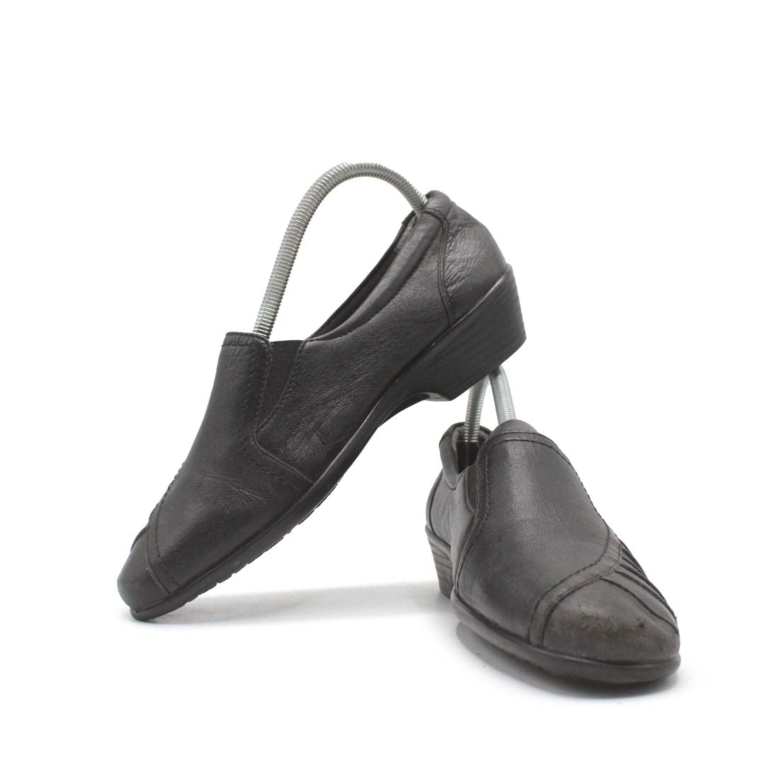 PAVERS LEATHER FORMAL SHOE