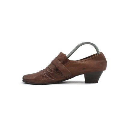 CAPRICE LEATHER FORMAL SHOE