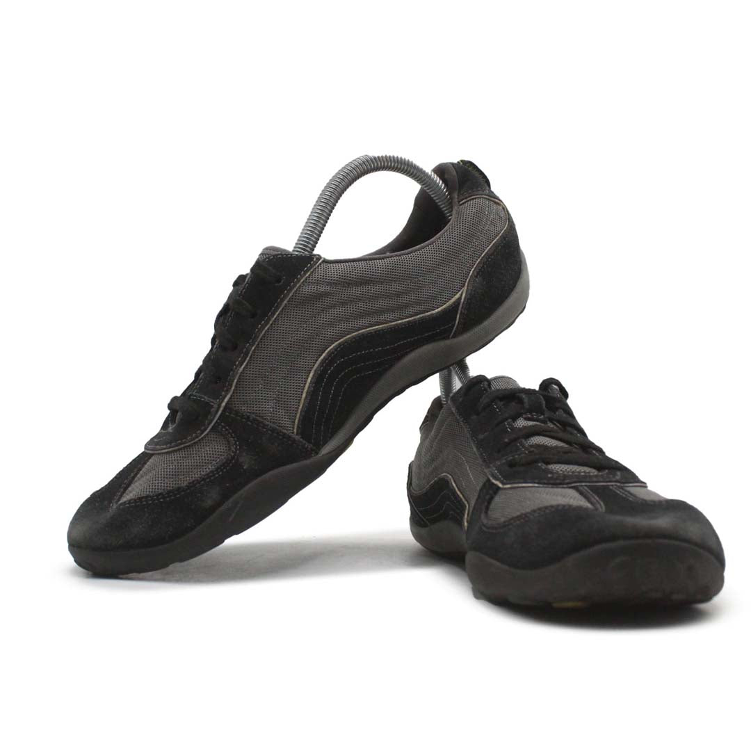CLASSIC GREY & BLACK WOMEN SHOES