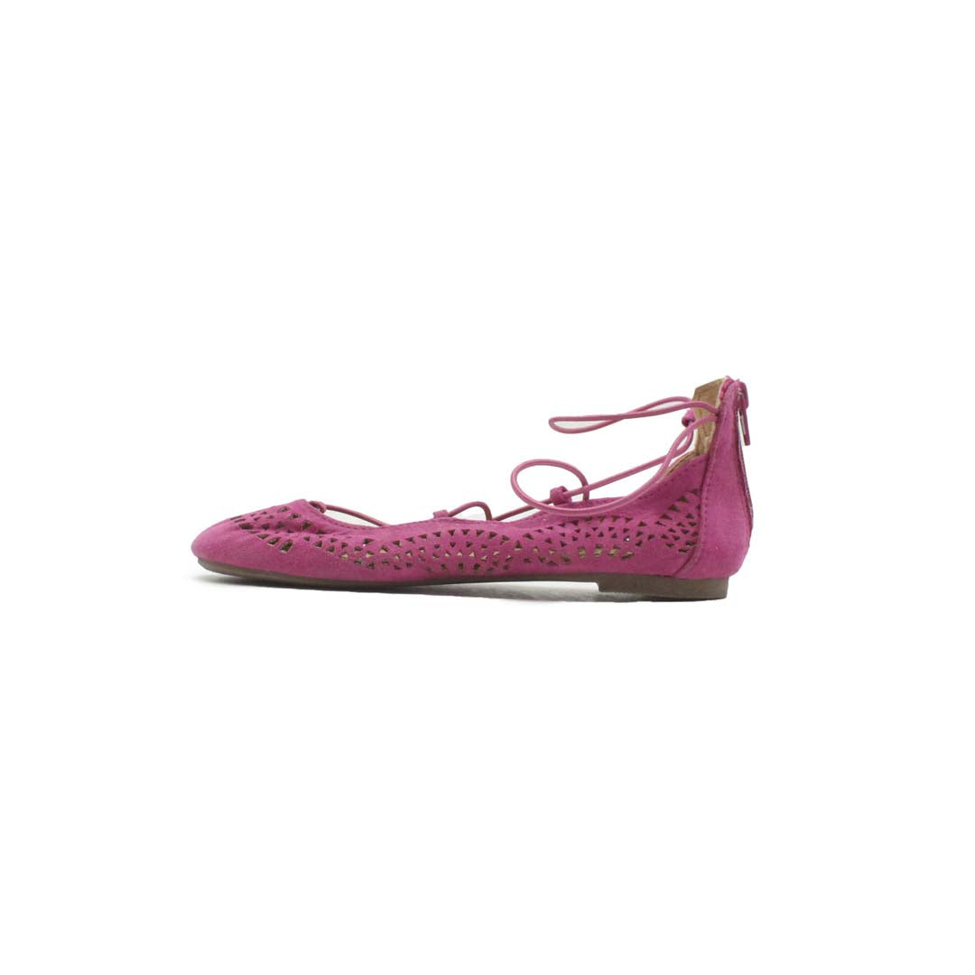REPORT PINK CASUAL LACY PUMPS