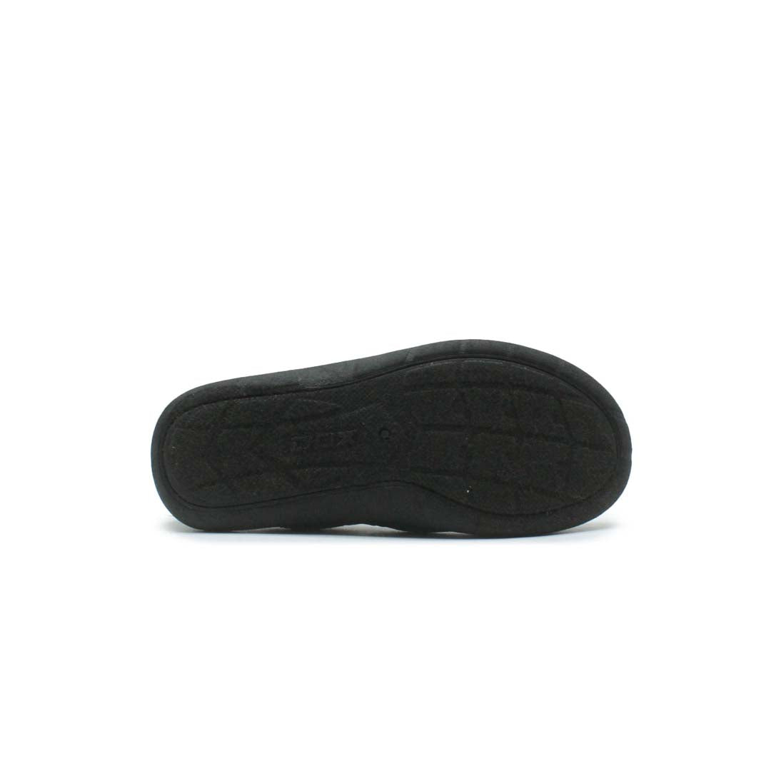 DBX KIDS BLACK SLIP ON