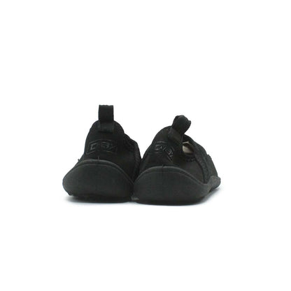 DBX KIDS BLACK SLIP ON