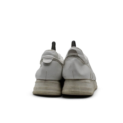 CLASSIC WOMEN WALKING SHOE