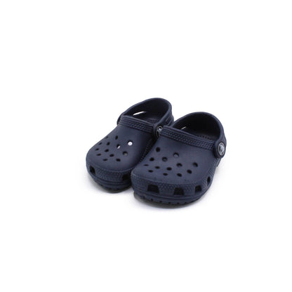 CLASSIC BLUE CROCS
