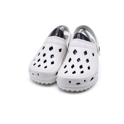 NOTHINZ WHITE CLOG