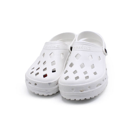 NOTHINZ WHITE CLOG
